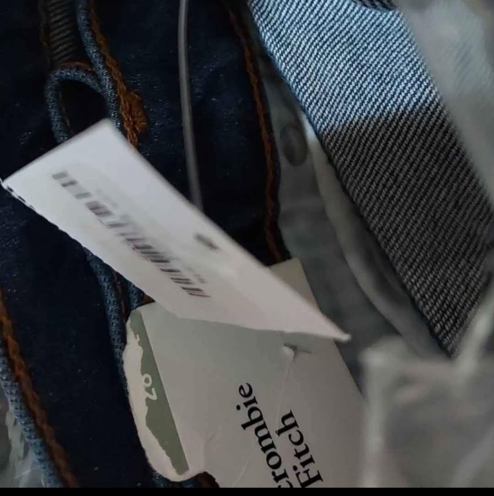NWT Abercrombie & Fitch Women's 90's Straight Jeans 6L - Picture 6 of 6